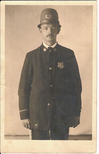 j.t.tevesbadge478.jpg
