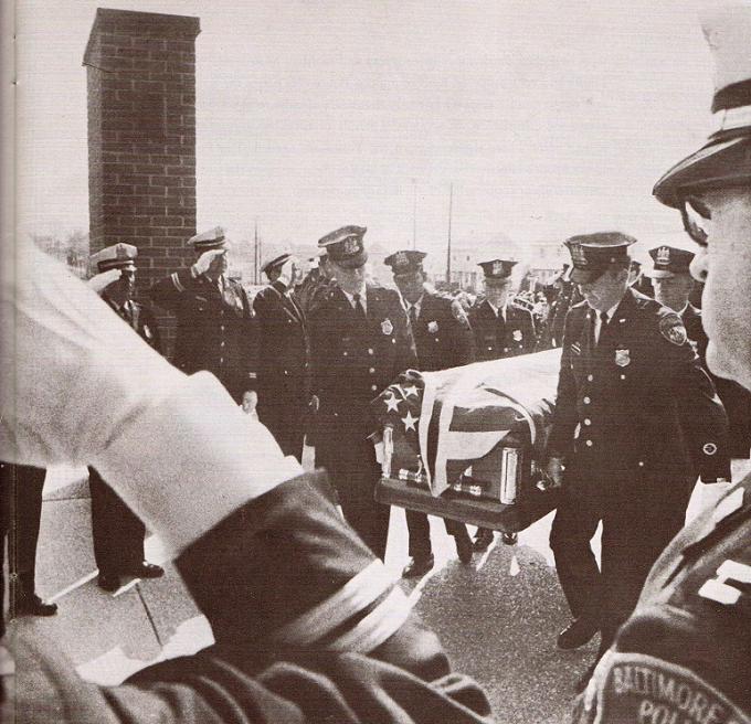 Flag_draped_casket_Donald_Serer_4-24-1970.jpg