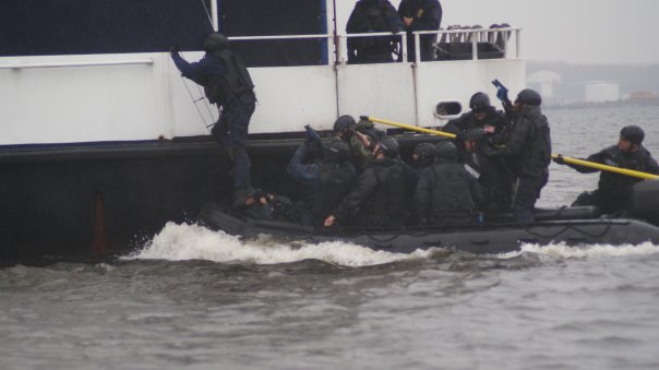DIVE TEAM 27
